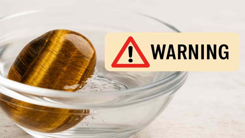 Tiger’s Eye in water